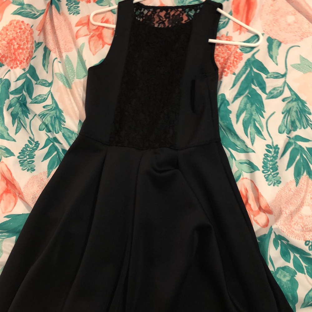 abercrombie kids black lacey dress!!